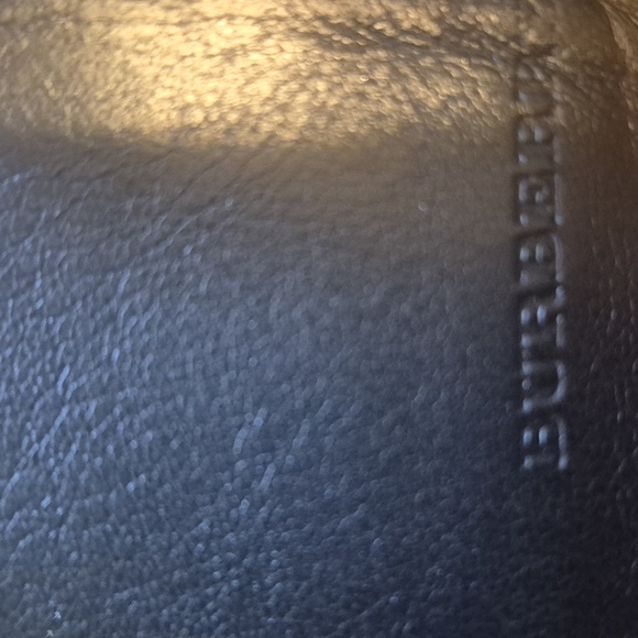 EUC BURBERRY BUNDLE BAG & WALLET - Picture 14 of 16